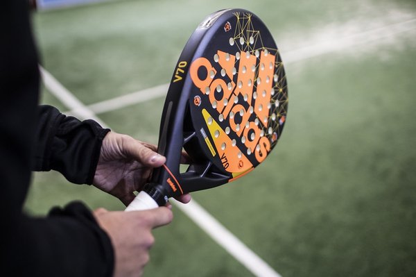 Quels sont les critères de sélection pour choisir un sac de padel adapté à vos besoins ?